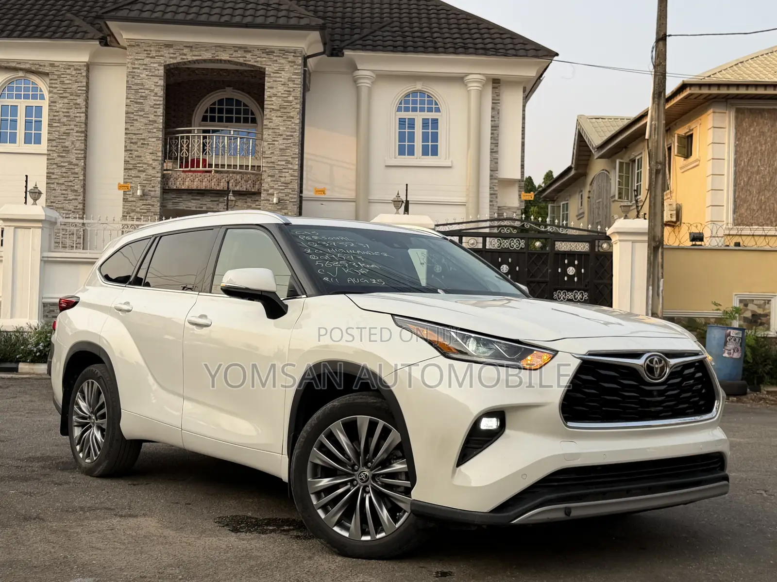 Toyota Highlander Platinum AWD 2020 White