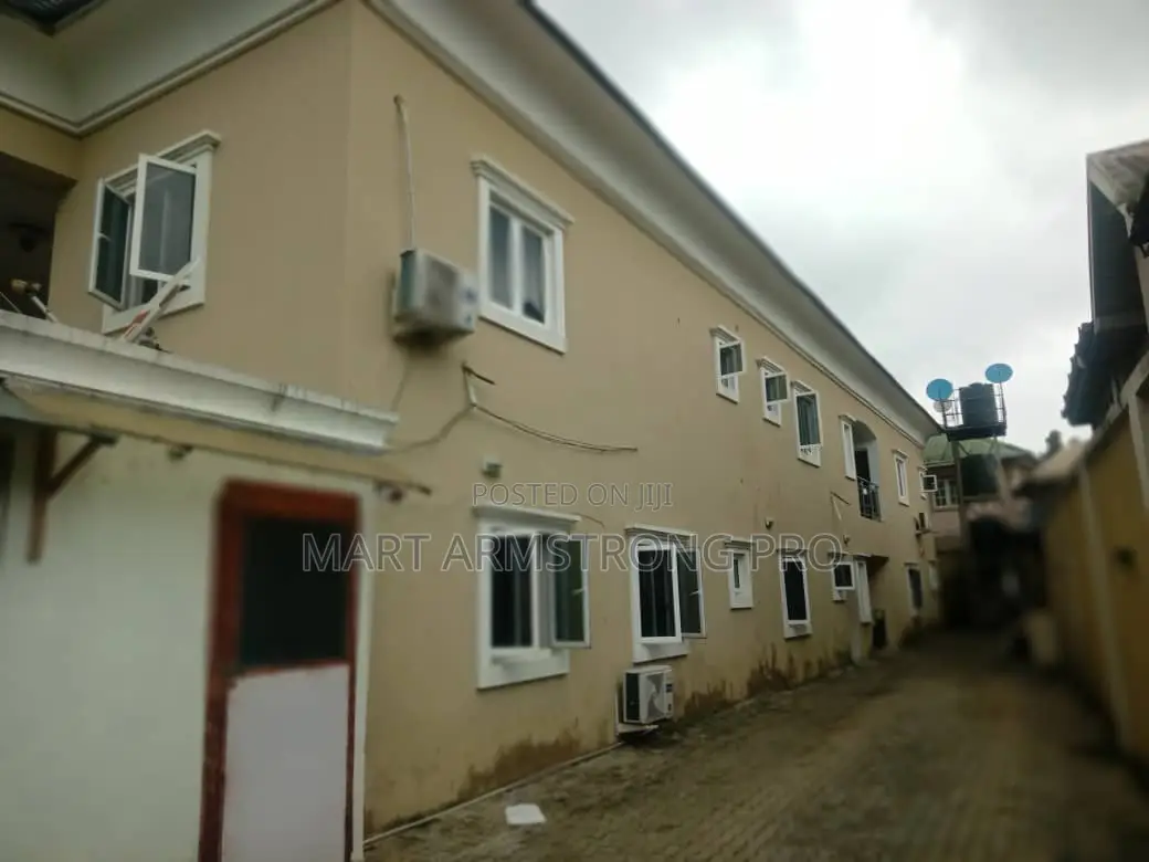 5 Bedroom Duplex in Ajao Estate