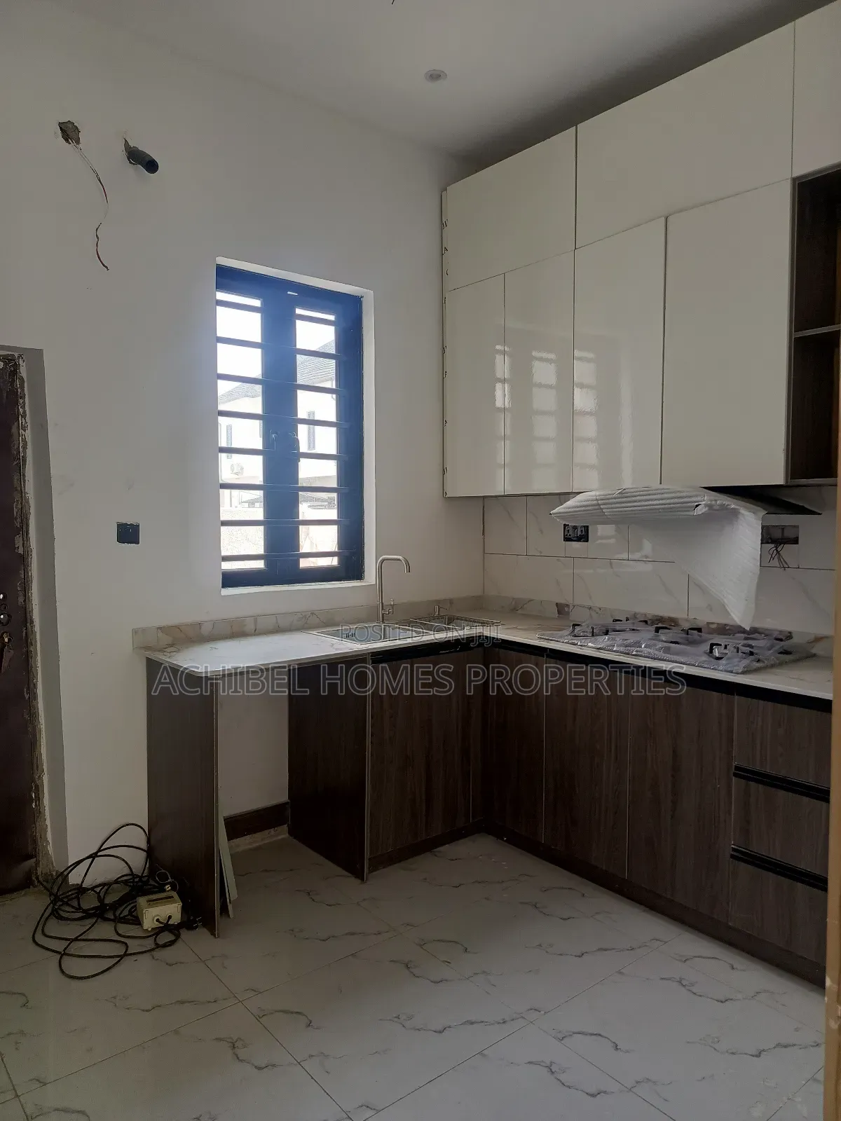 4bdrm Duplex in Orchid, Lekki Phase 2 for sale