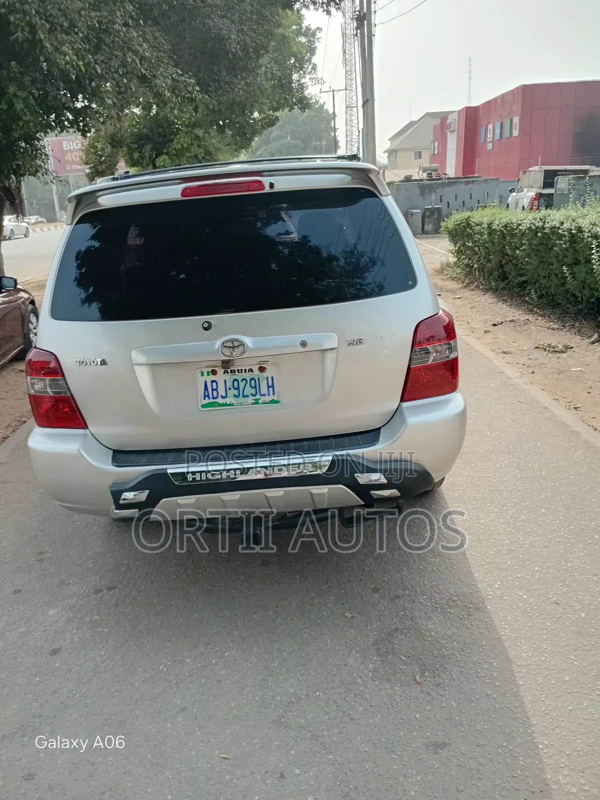 Toyota Highlander 2004 Gold