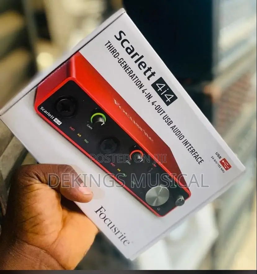 Original Focusrite Scarlett 4i4 3rd Gen Audio Interface- Focusrite 4i4