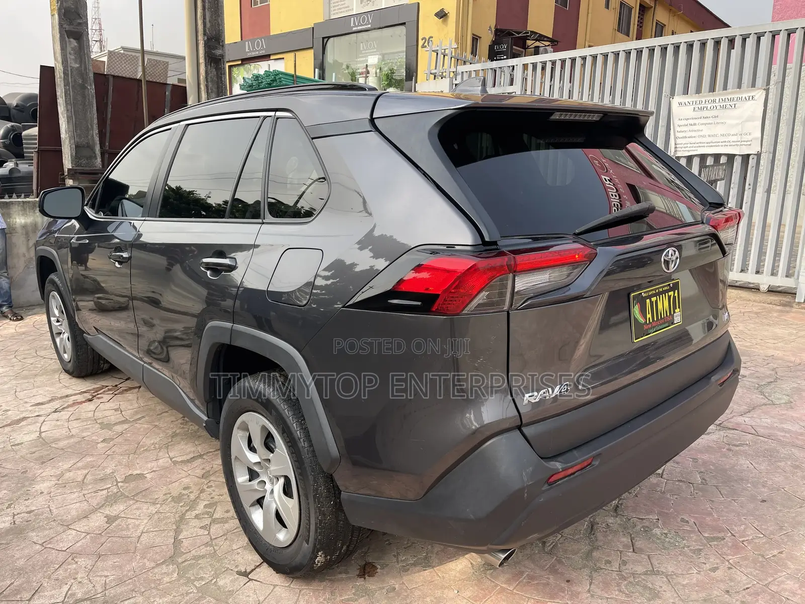 Toyota RAV4 LE FWD 2019 Gray