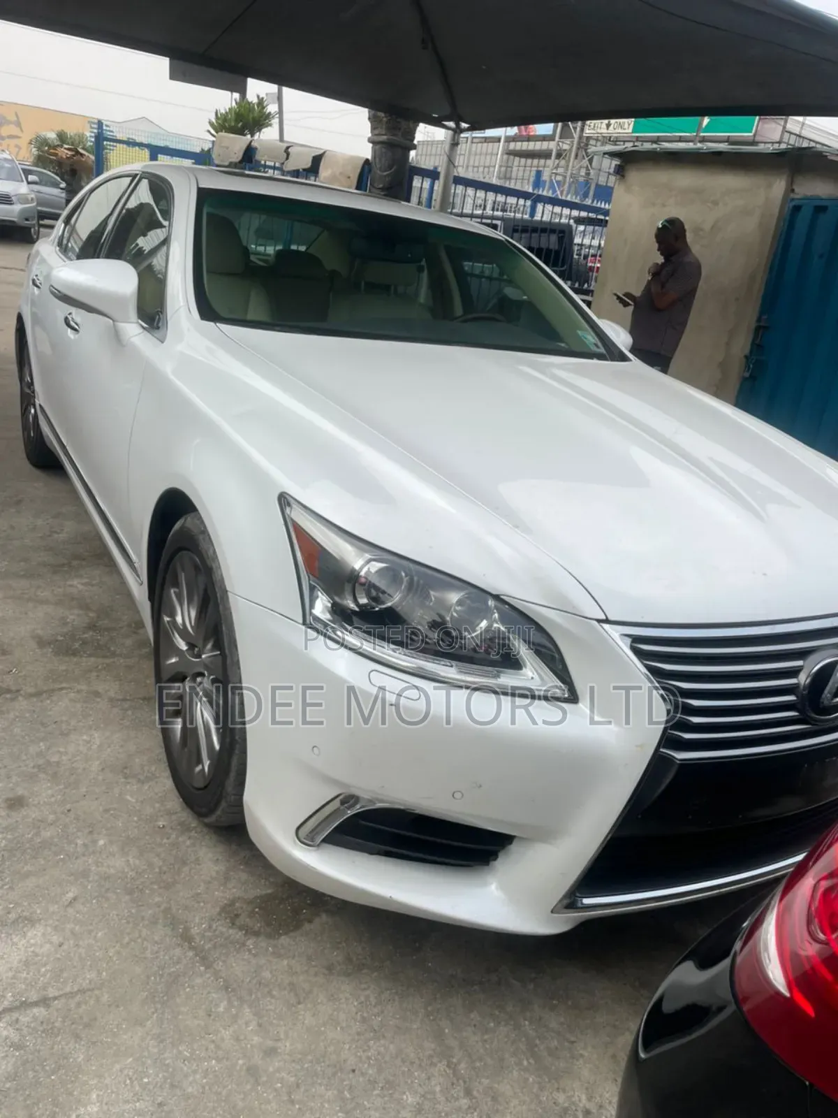 Lexus LS 460 AWD 2014 White