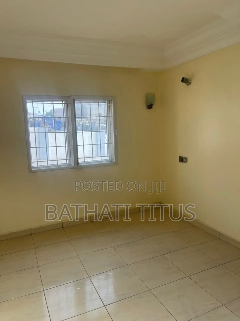 3bdrm Block of Flats in Mbora for rent