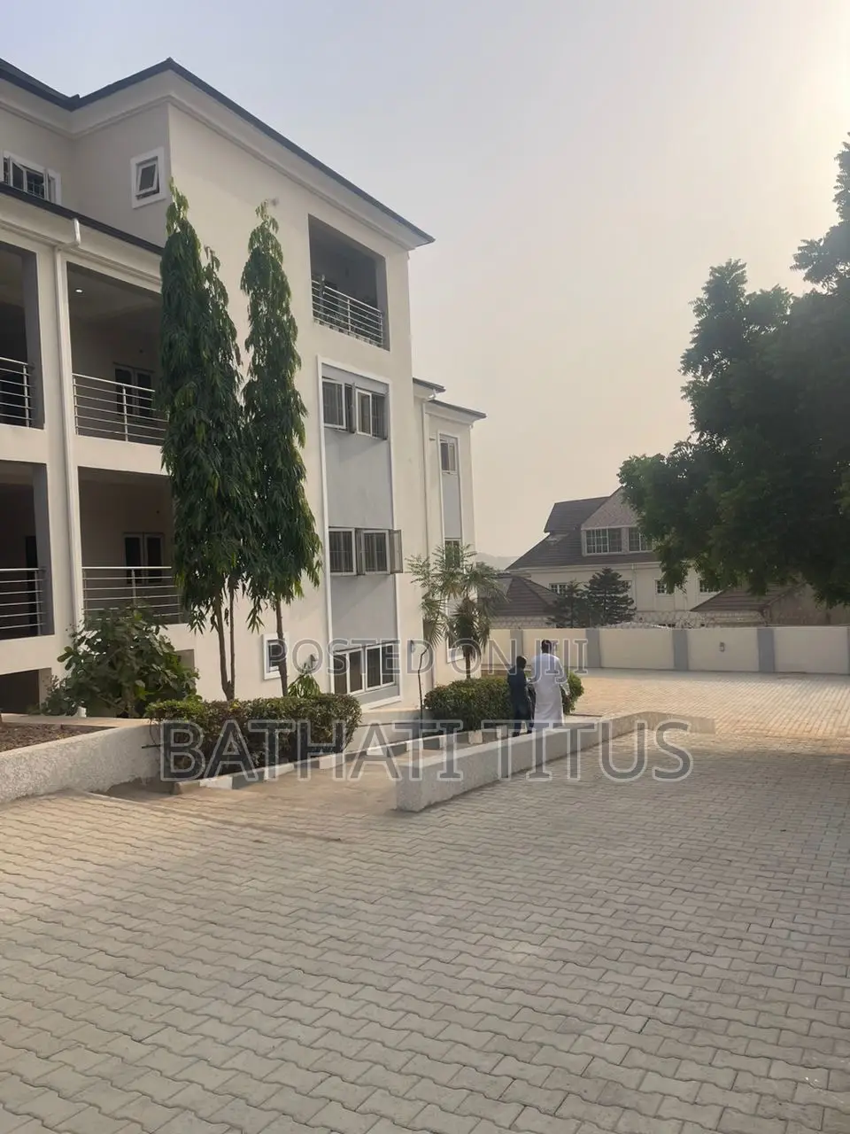3bdrm Block of Flats in Mbora for rent