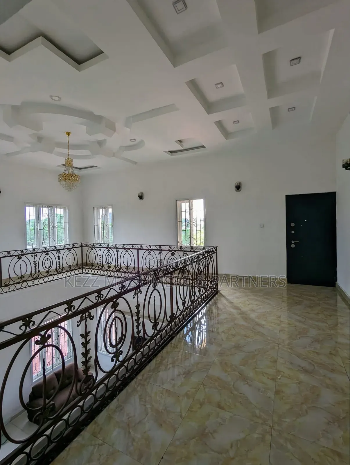 5bdrm Duplex in Shelter Afrique Uyo for rent