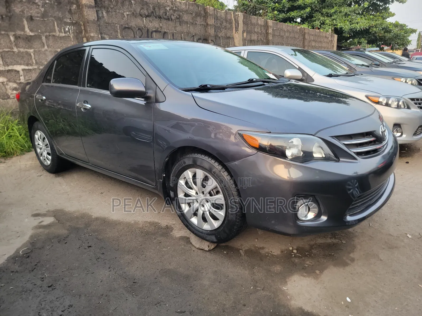 Toyota Corolla LE Special Edition 4dr Sedan (1.8L 4cyl 4A) 2013 Gray