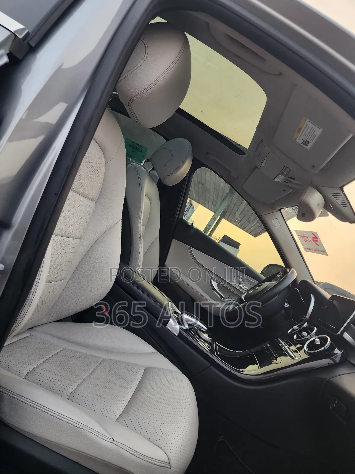 Mercedes-Benz C300 Base AWD 4Matic Sedan (2.0L 4cyl 7A) 2015 Green