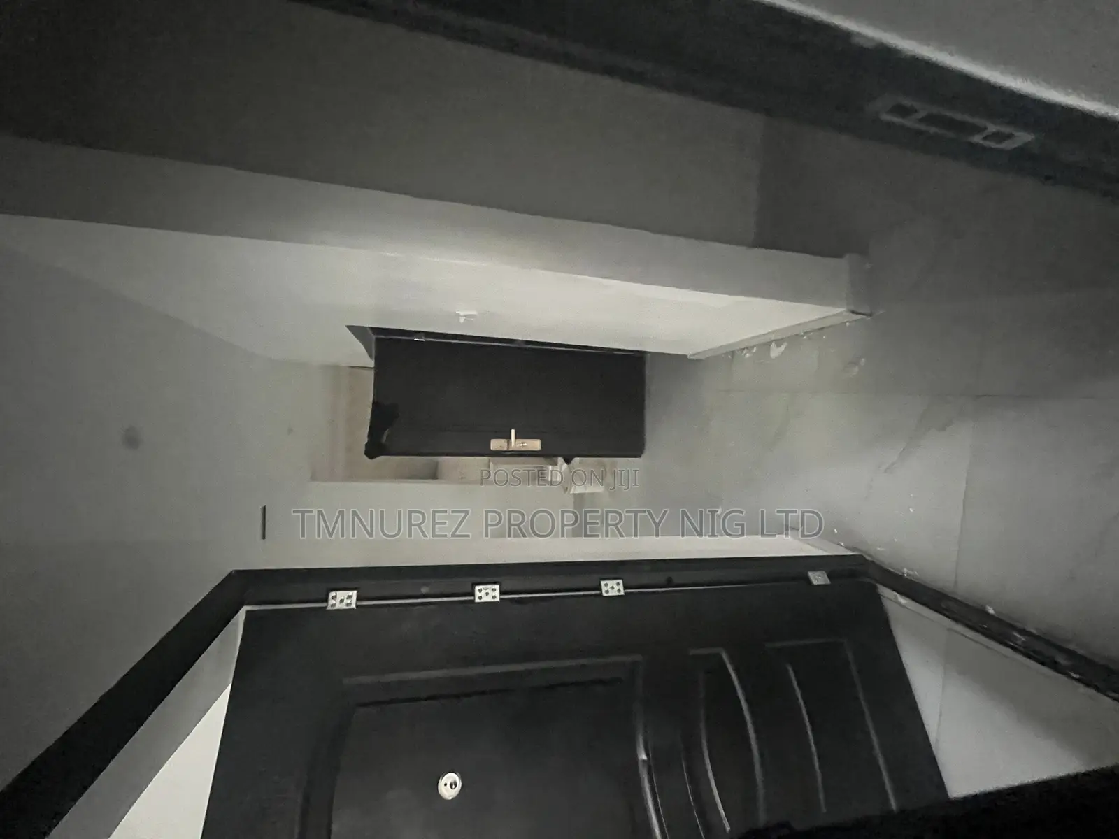2bdrm Apartment in Ologolo, Lekki for rent
