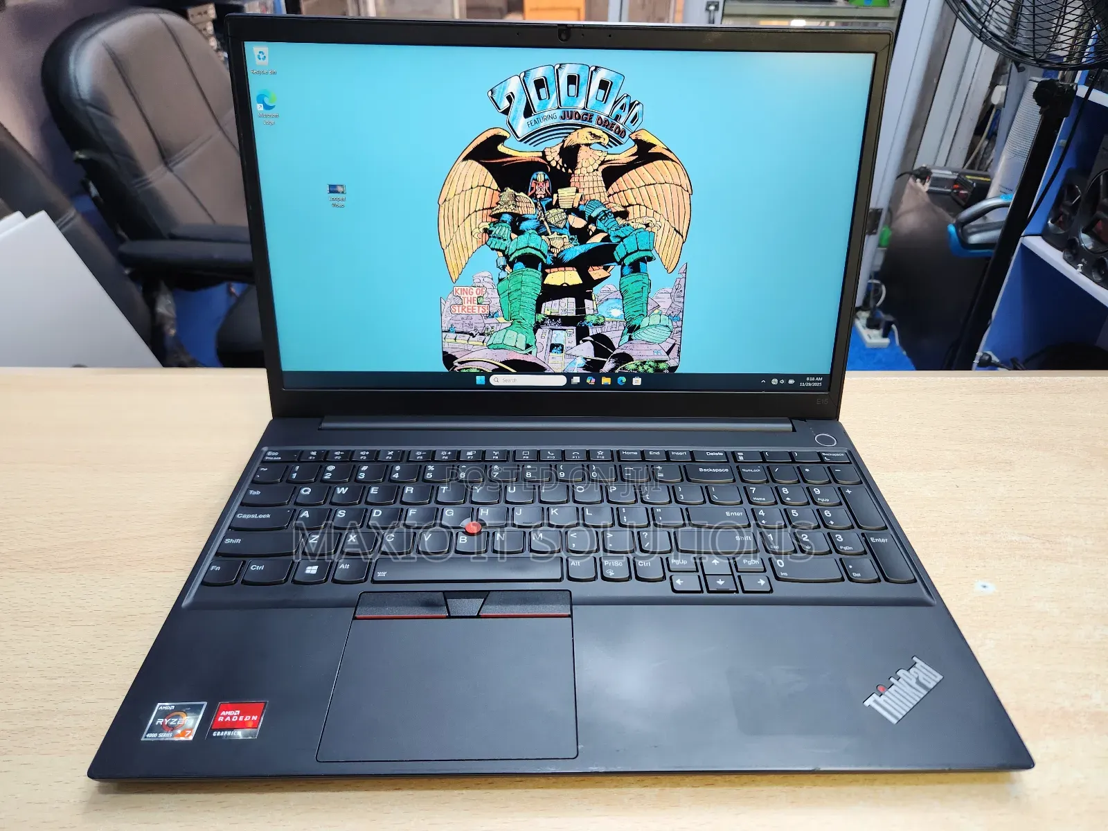 Laptop Lenovo Thinkpad E15 8GB AMD Ryzen 7 SSD 256GB