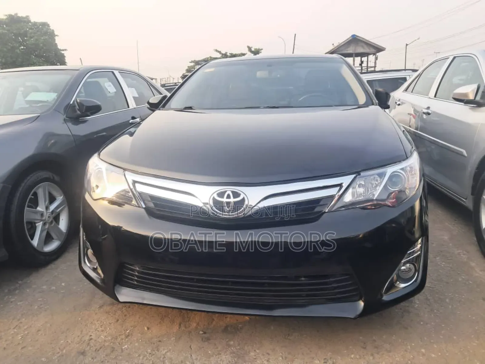 Toyota Camry XLE 4dr Sedan (2.5L 4cyl 6A) 2014 Black