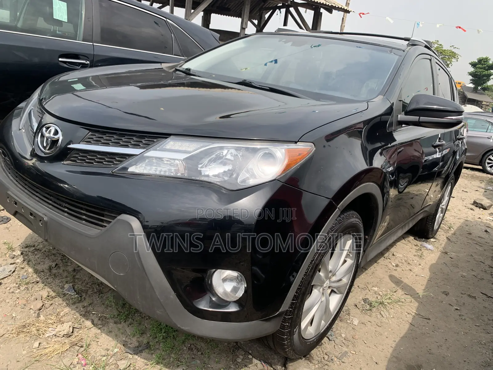 Toyota RAV4 Limited 4dr SUV AWD (2.5L 4cyl 6A) 2015 Black