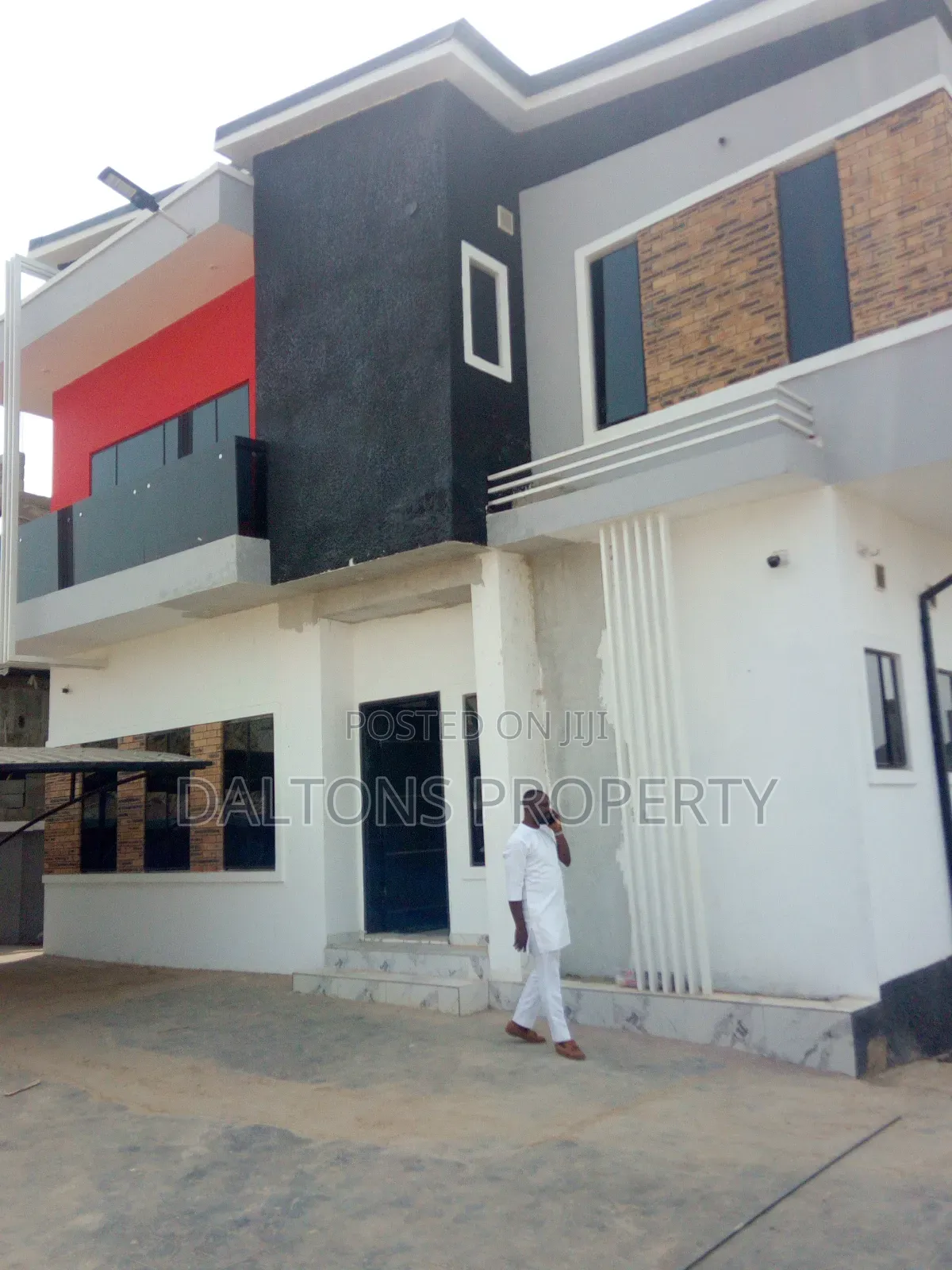 4bdrm Duplex in Daliva Estate, Wuye for sale