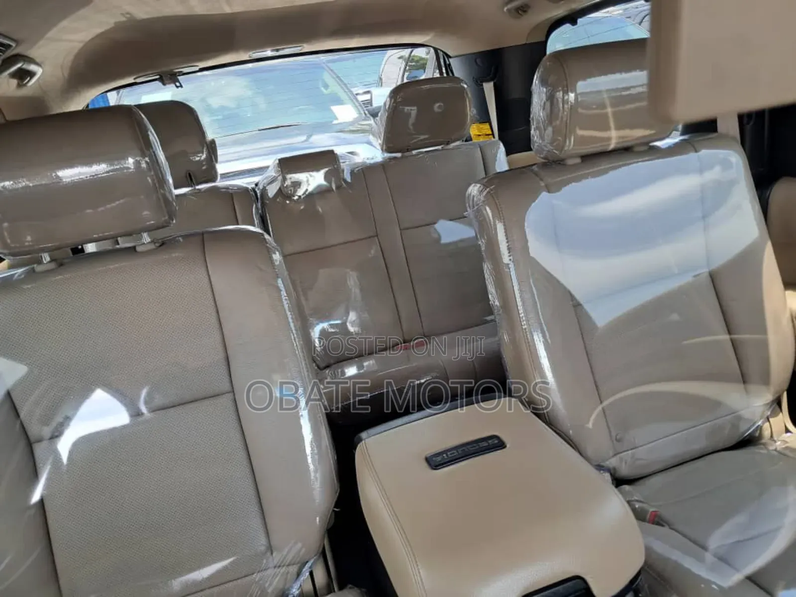 Toyota Sequoia Platinum 4x4 2018 Black