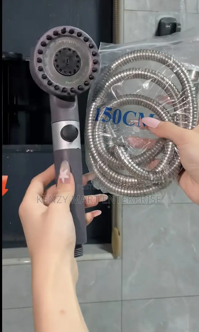 High Pressure Filtered Shower Head for Apartment Bathroom