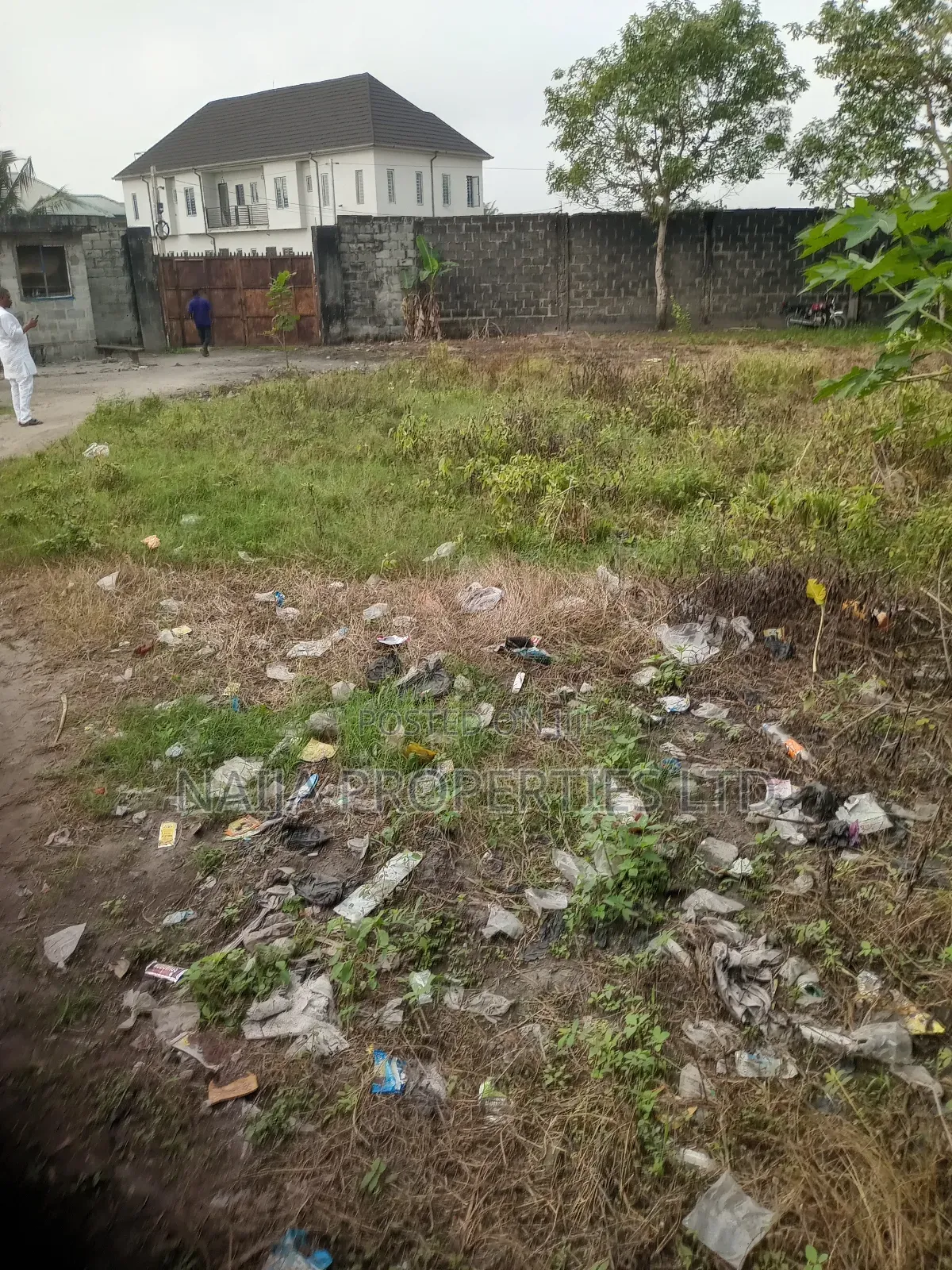 Warehouse With 10 Rooms Office Space at Lakowe, Ibeju-Lekki for Rent