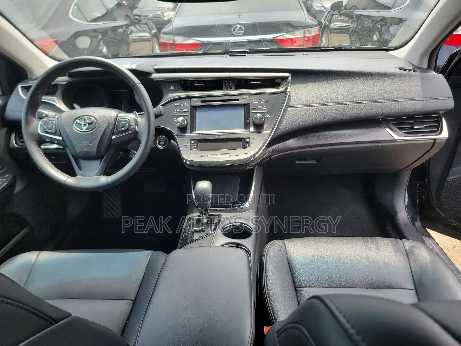 Toyota Avalon XLE Premium FWD Sedan (3.6L 6cyl 6A) 2016 Black