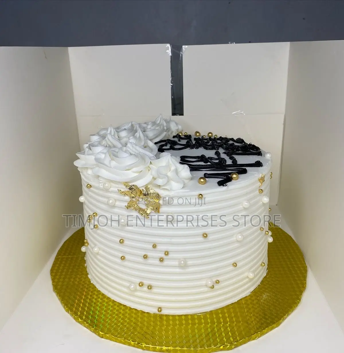 2 Layers 6 Inches Butter Cake