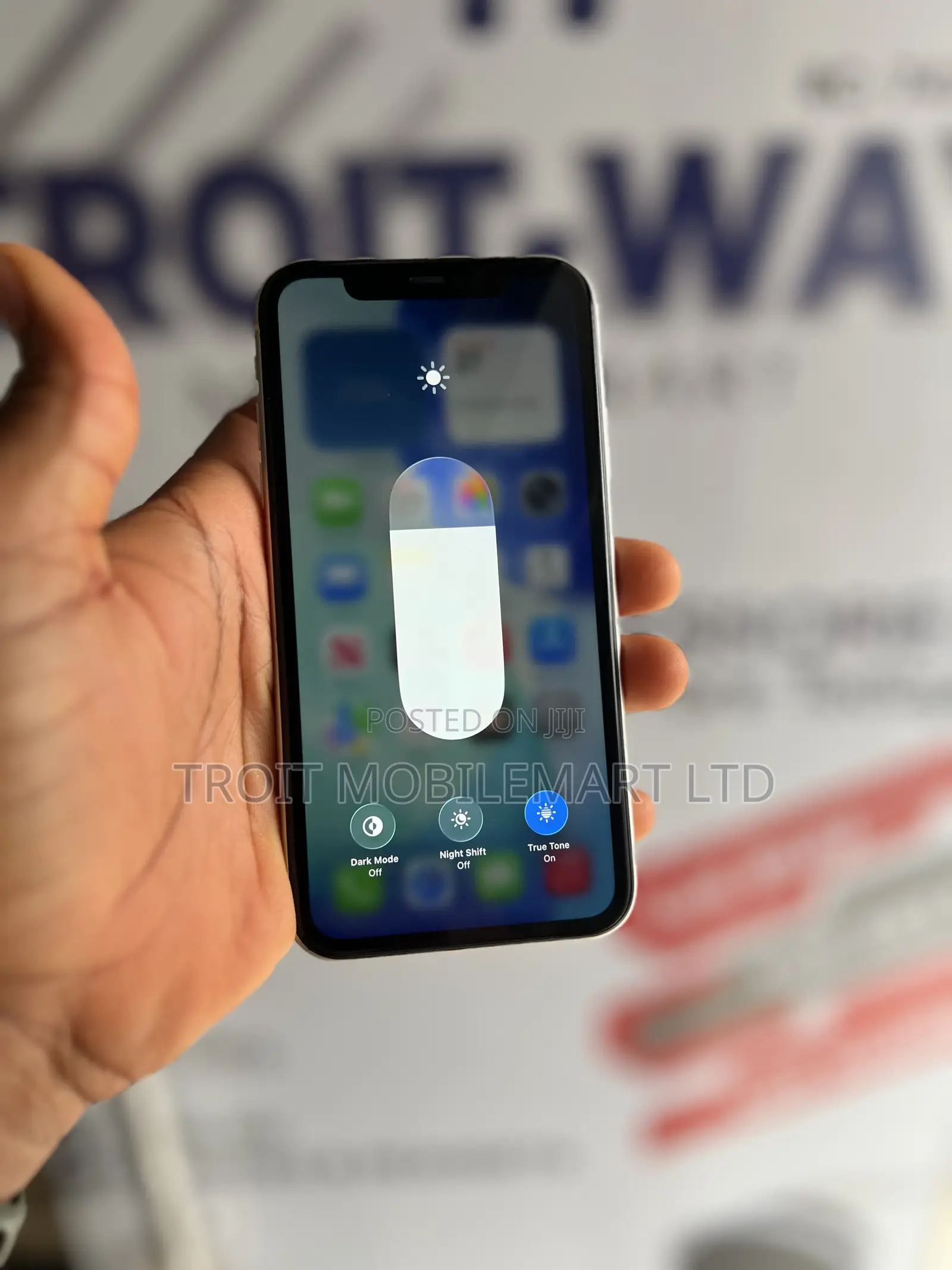 Apple iPhone 11 64 GB White