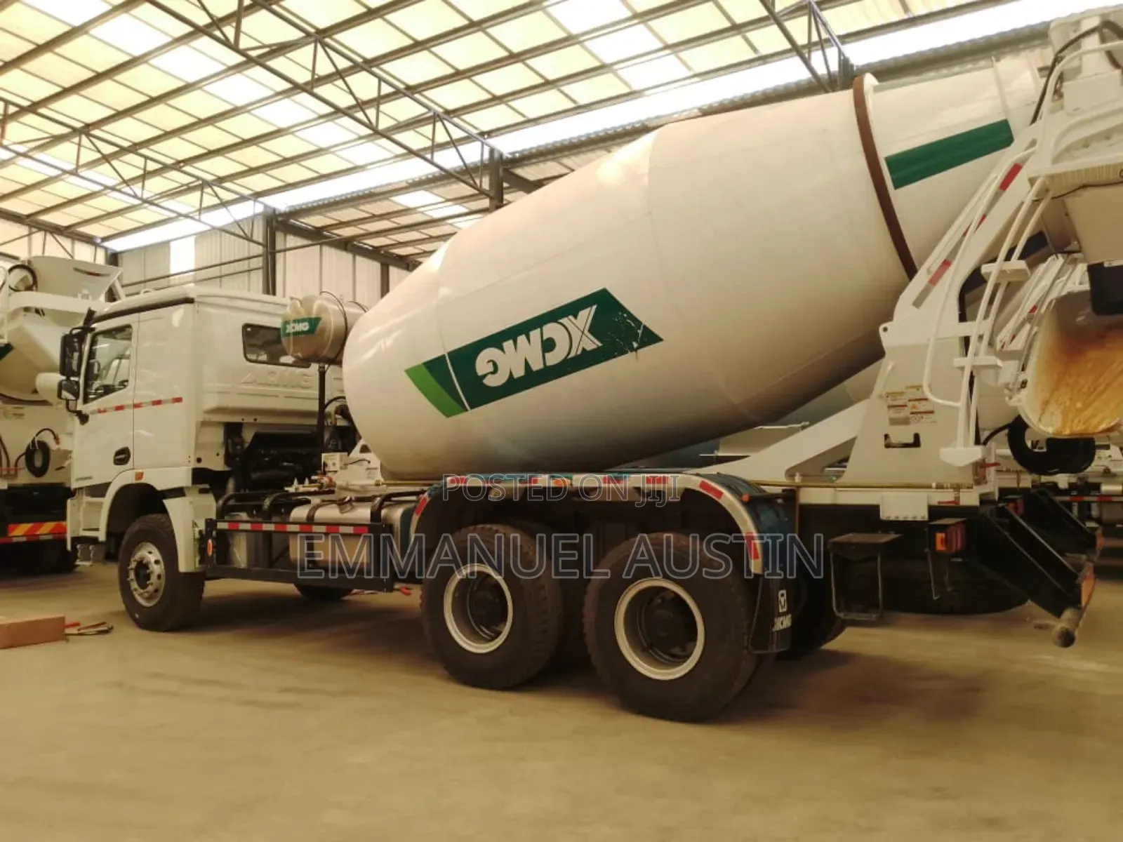 Brand New XCMG Concrete Mixers Trucks Available for Sale