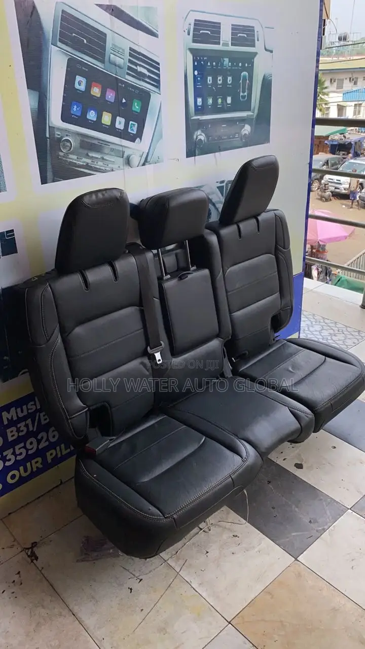 Jeep Wrangler 2012/2018 Model Complete Front and Back Seat .