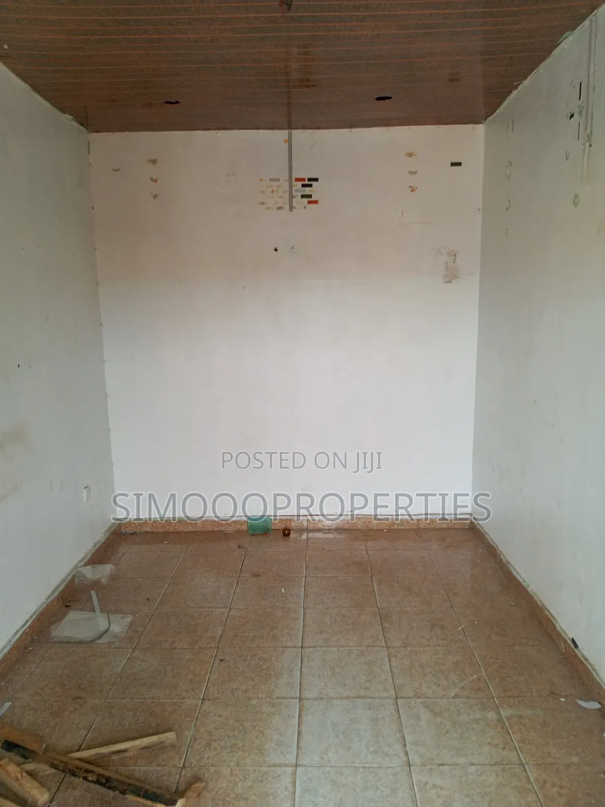 A Very Standard Shop for Rent at Lakowe School Gate Bus Stop