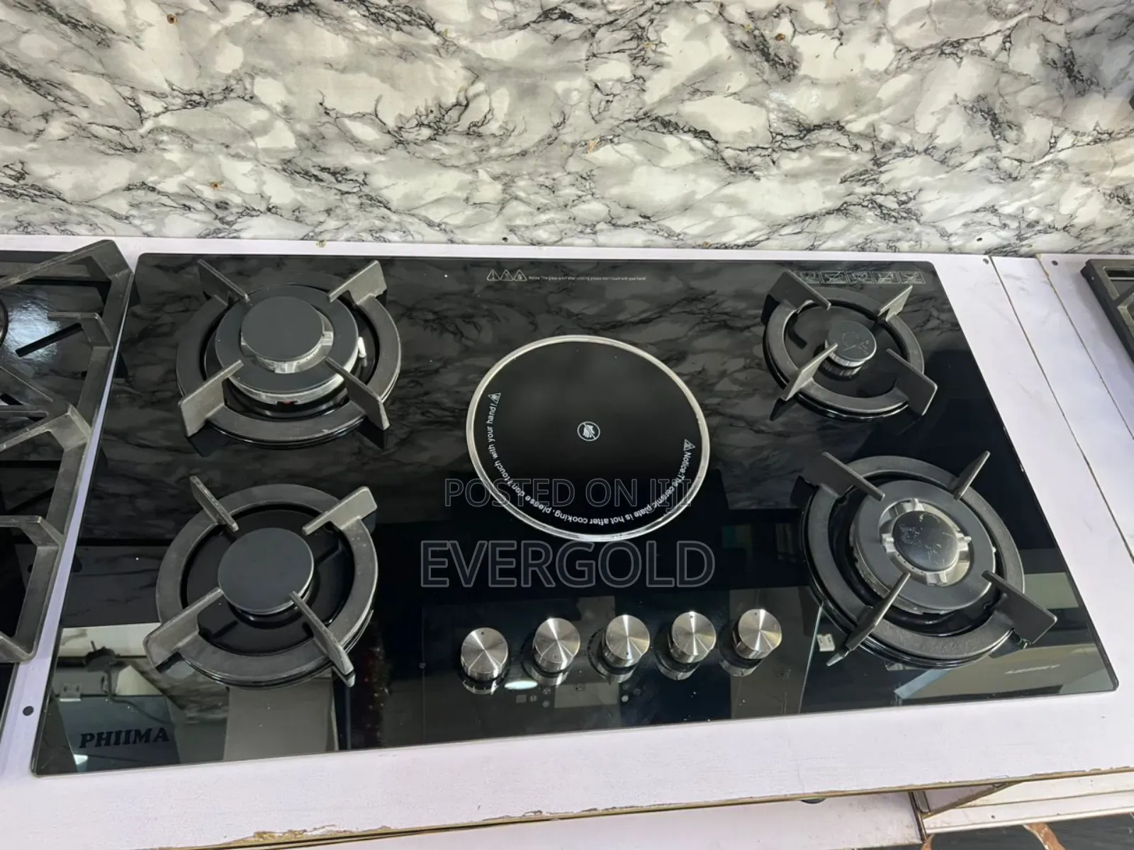 4 Gas By 1 Electric Built-in Gas Cooker Available