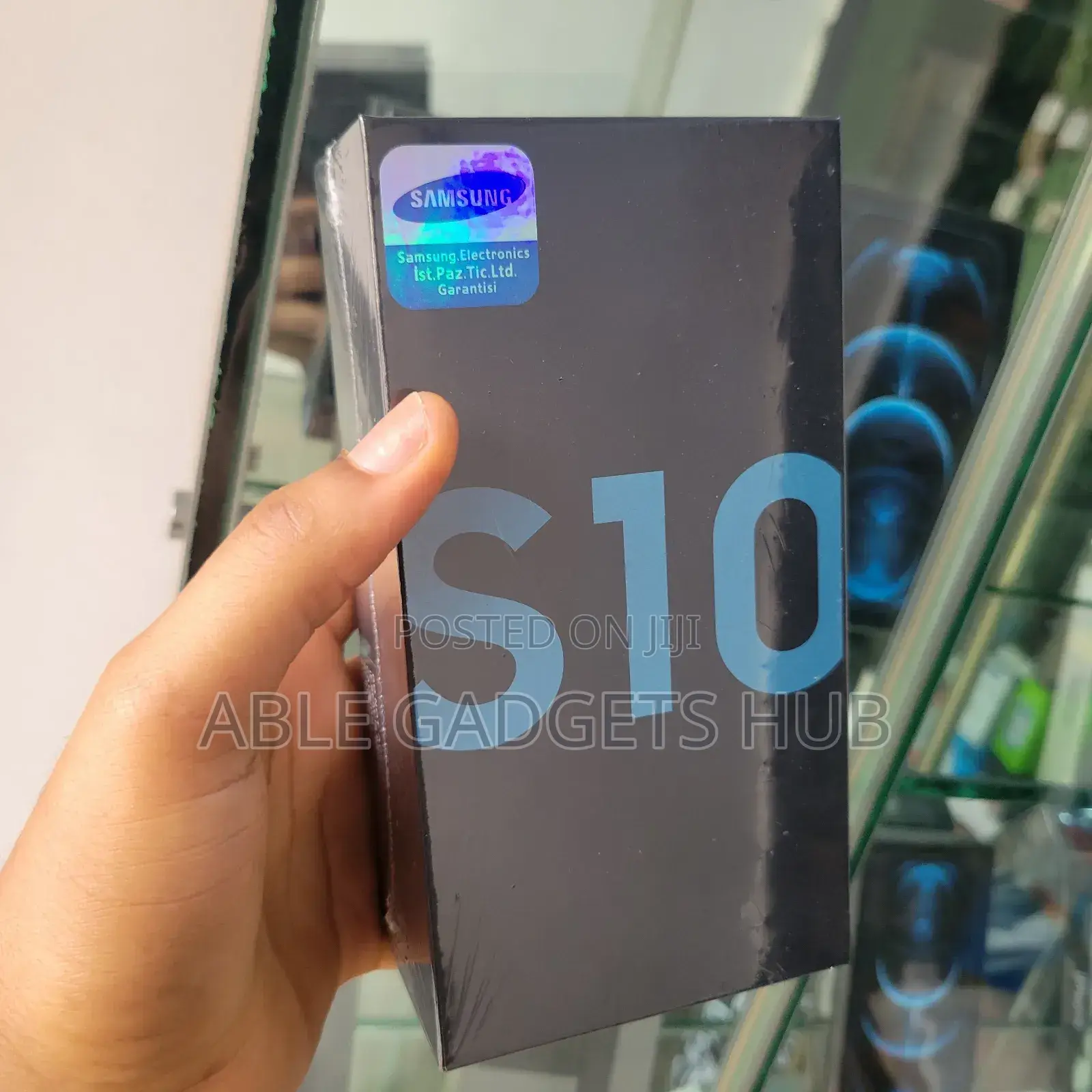 New Samsung Galaxy S10 128 GB Blue