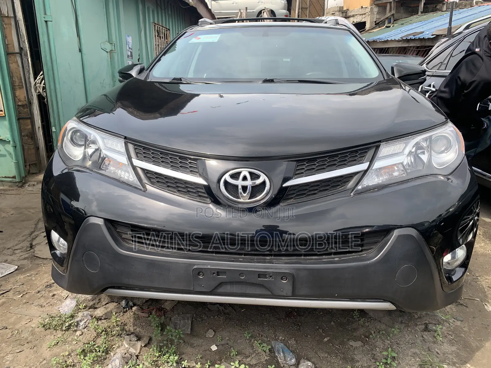 Toyota RAV4 Limited 4dr SUV AWD (2.5L 4cyl 6A) 2015 Black