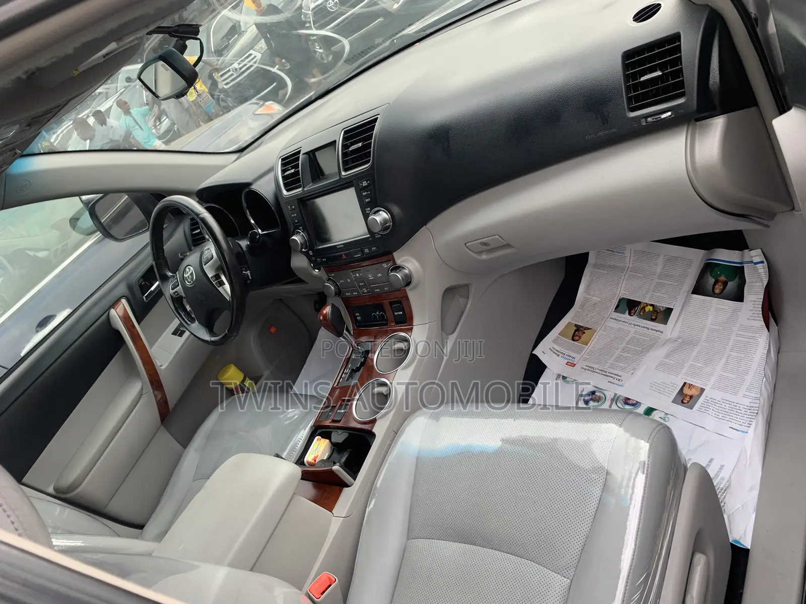 Toyota Highlander Limited 3.5l 4WD 2013 Silver