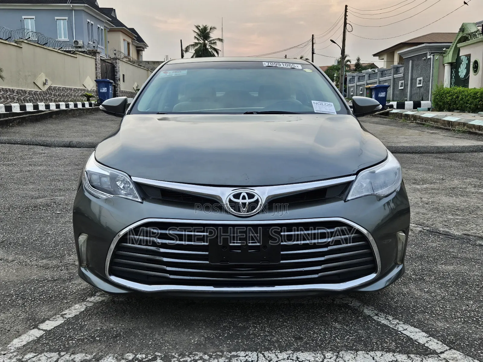 Toyota Avalon Limited Sedan FWD (3.5L 6cyl 6A) 2013 Green