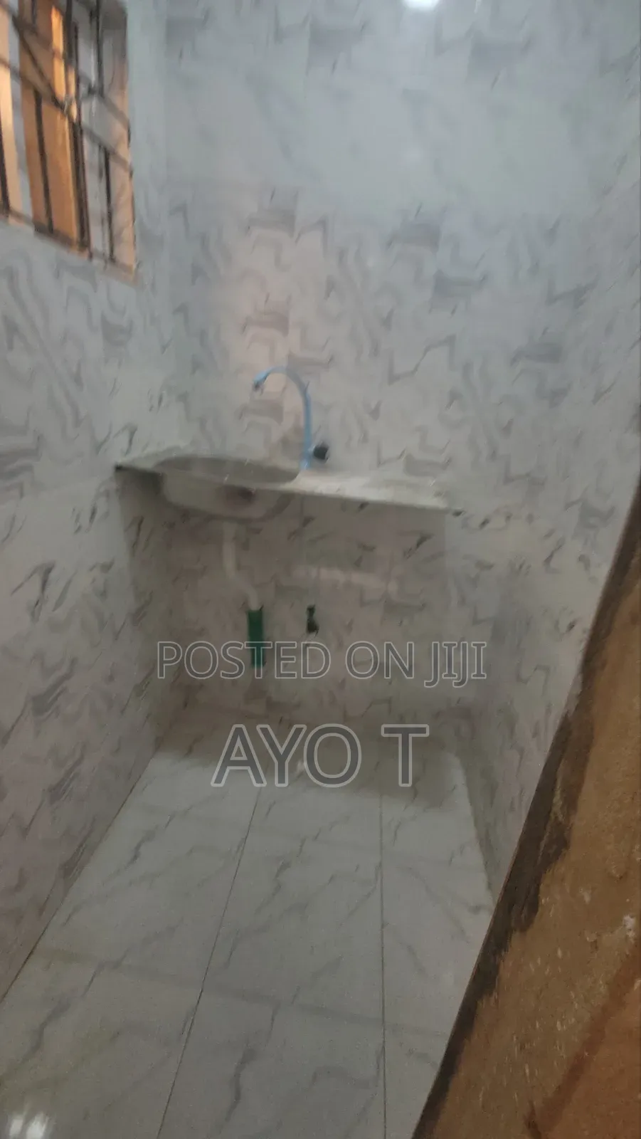 Studio Apartment in Bariga for rent