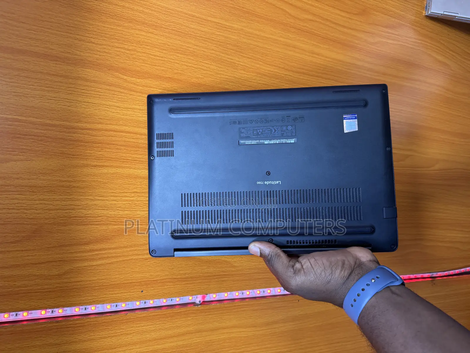 Laptop Dell Latitude 7390 8GB Intel Core I5 SSD 256GB