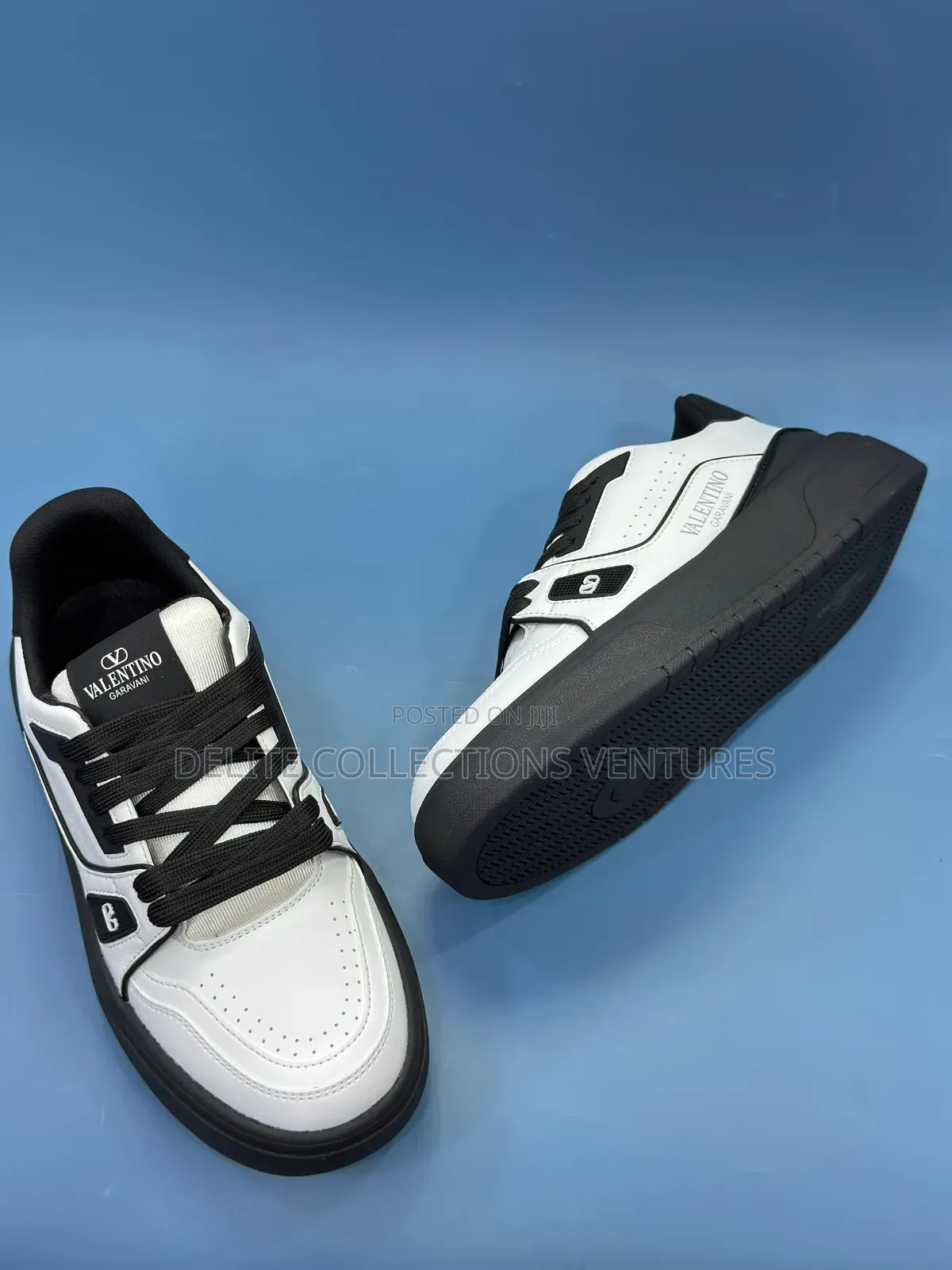 *Brand New Valentino Sneakers* *41,42,43,44,45,46*