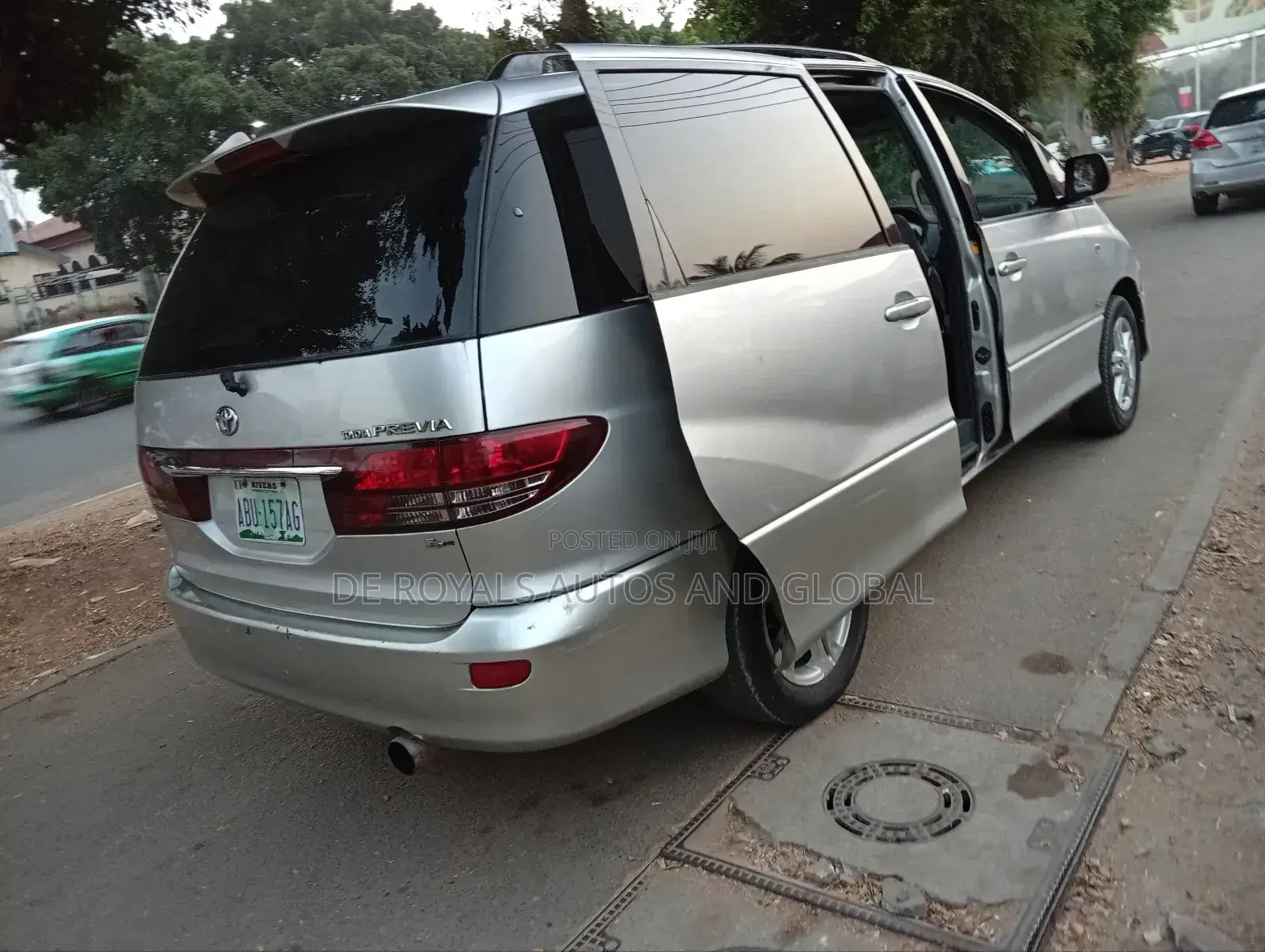 Toyota Previa 2.4 S 2012 Silver