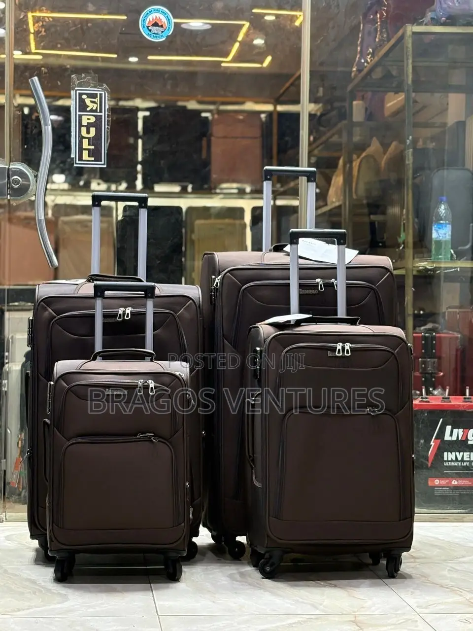 Quality Fabric Set of 4pca Boxes/ Luggage