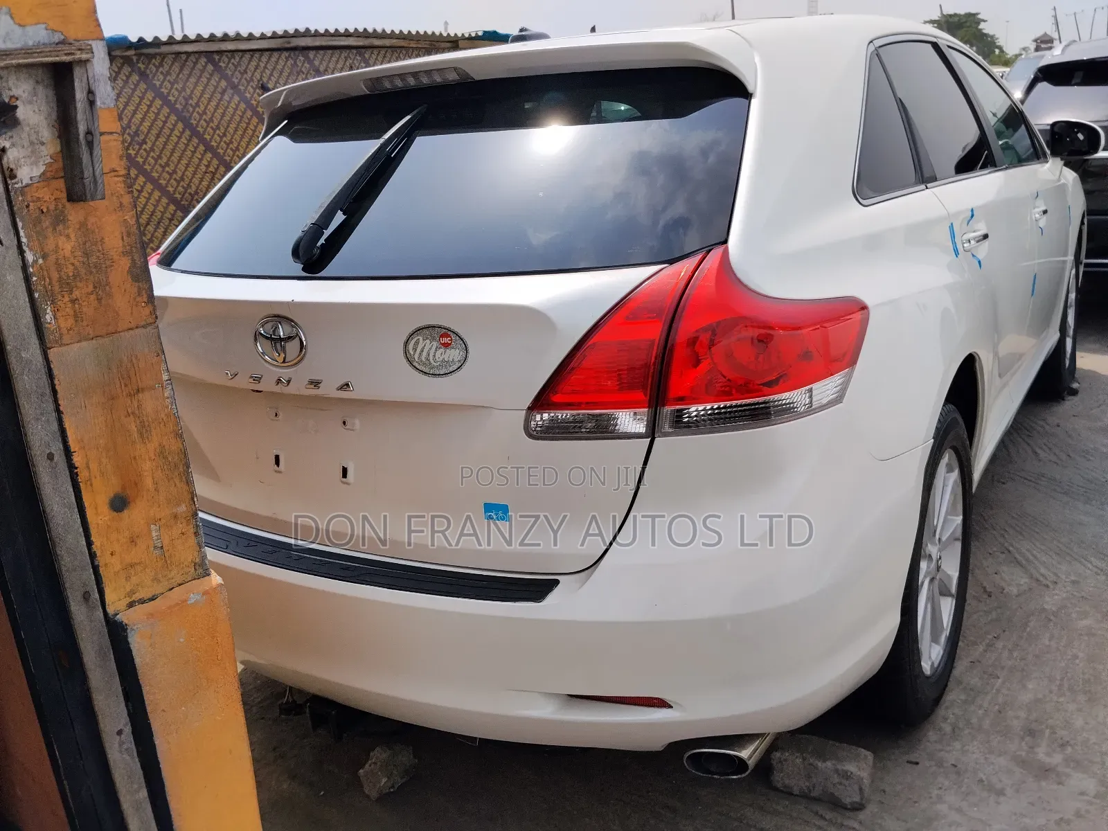 Toyota Venza AWD 2010 White