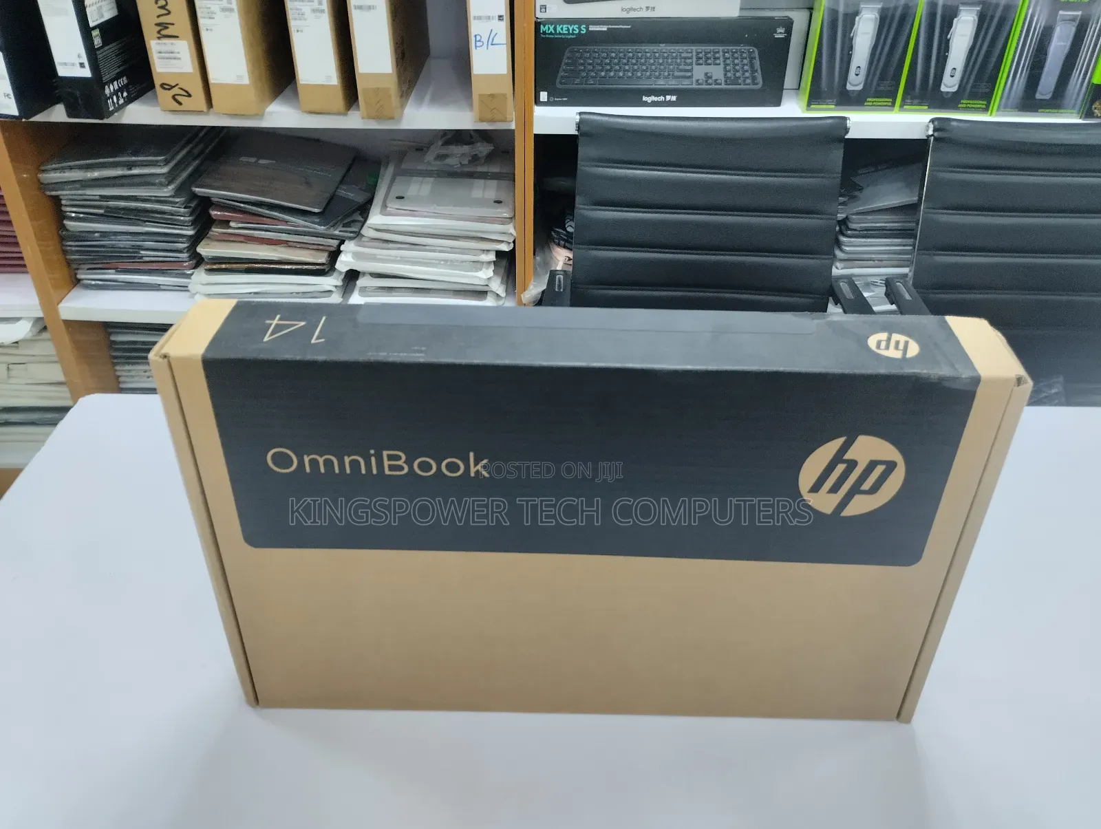 New Laptop HP OmniBook 5 Flip 14-fp0023dx 16GB Intel Core 7 SSD 512GB