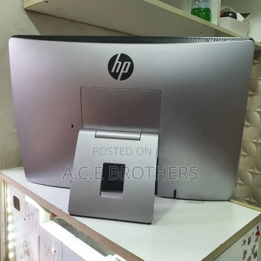 New Desktop Computer HP ProOne 400 G3 8GB Intel Core I5 SSD 256GB