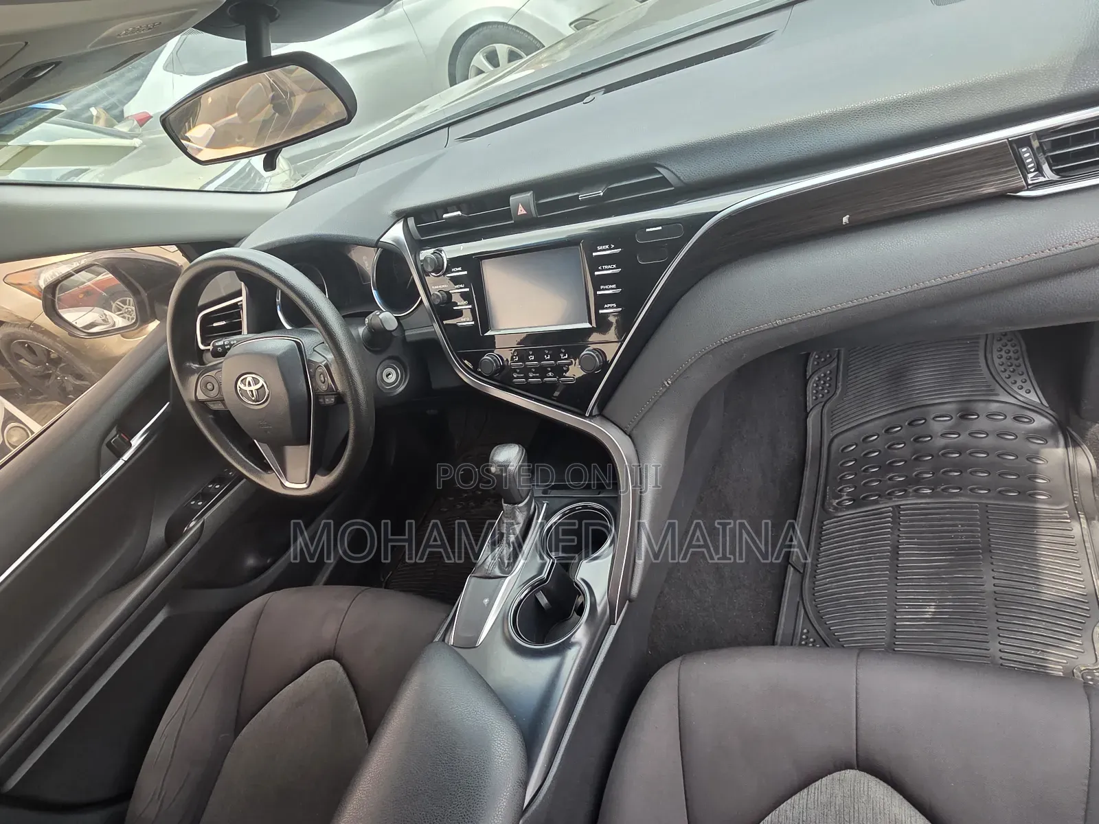 Toyota Camry 2018 Gray