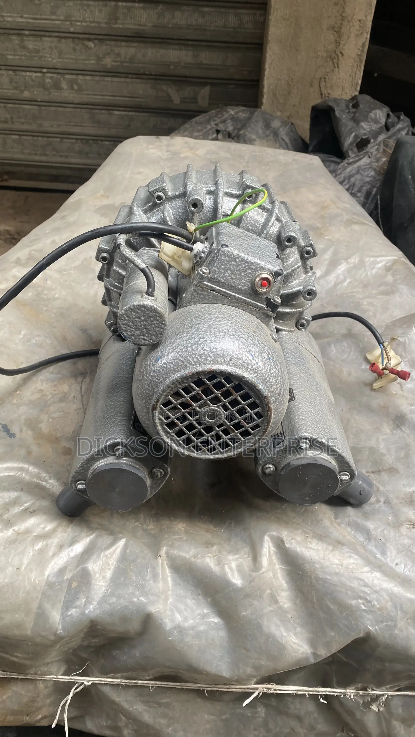 High Quality 0.37kw 3200rpm Exhaust Blower