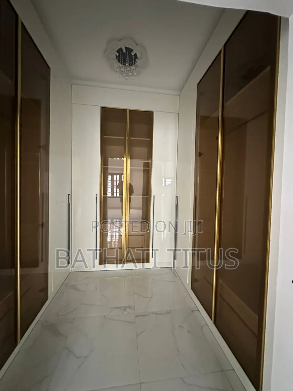 5bdrm Duplex in Life Camp for sale