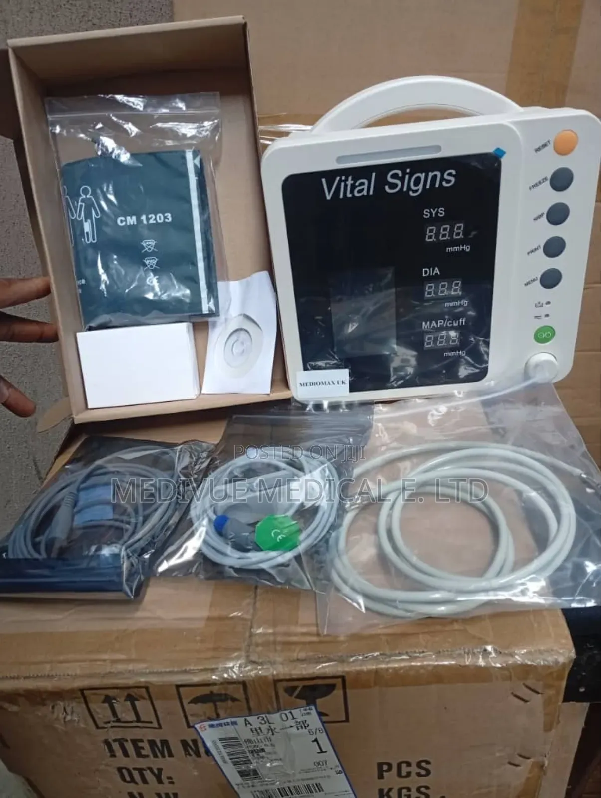 Vital Sign Monitor With Accessories