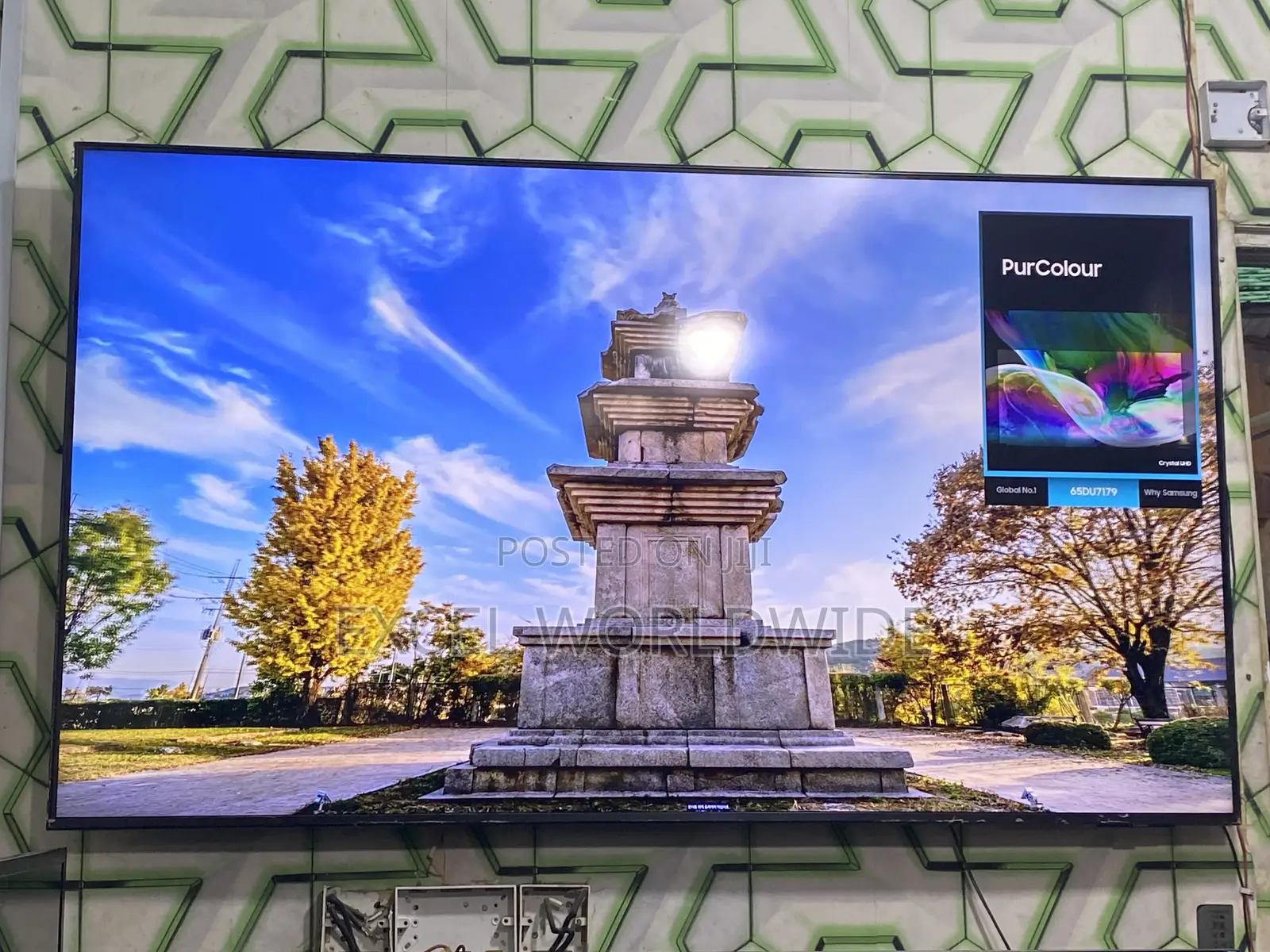 Samsung Crystal Uhd Tizen Ostm Smart Tv 65"Inches (2024) Model
