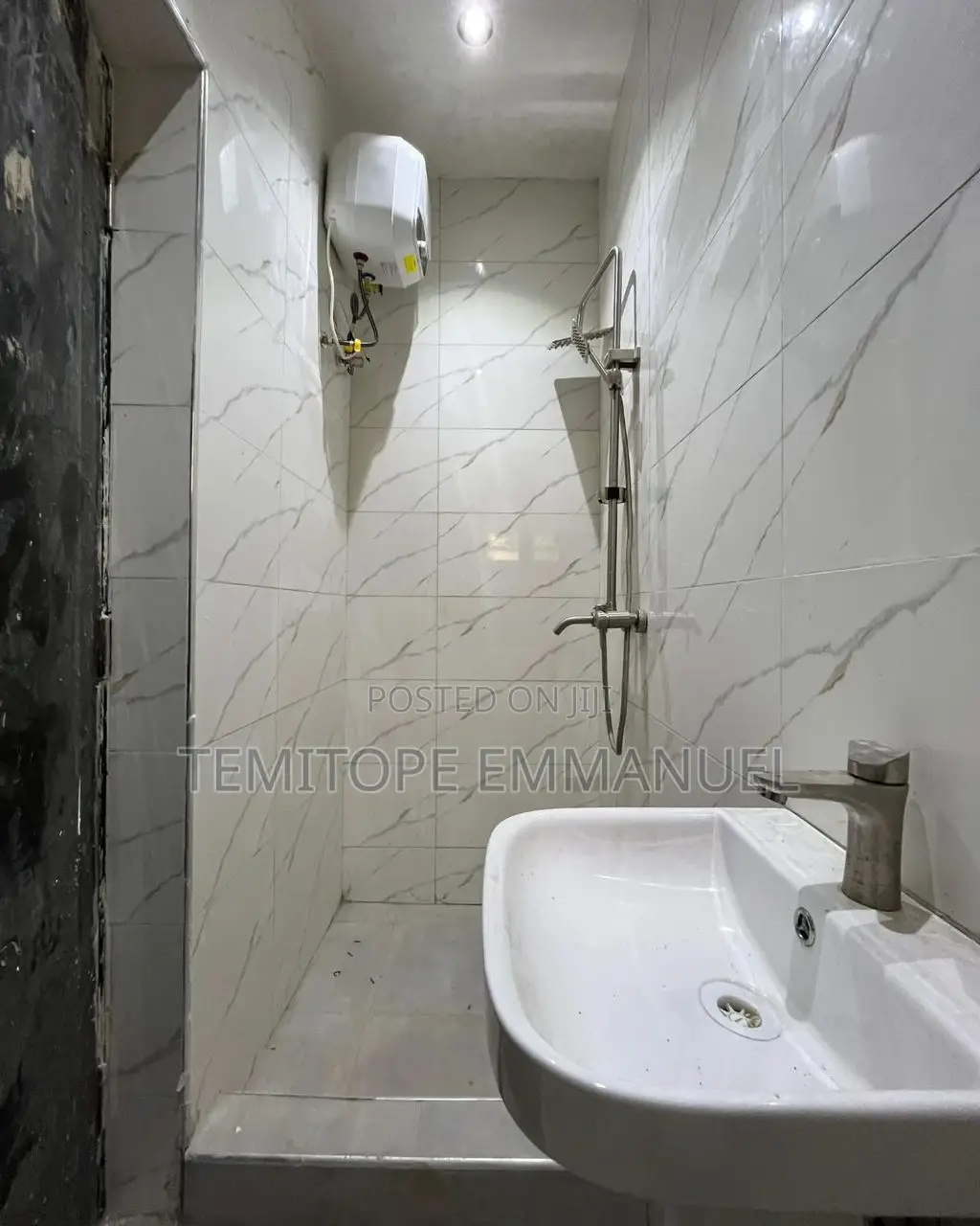 Furnished 3bdrm Apartment in Gbagada Lagos for sale