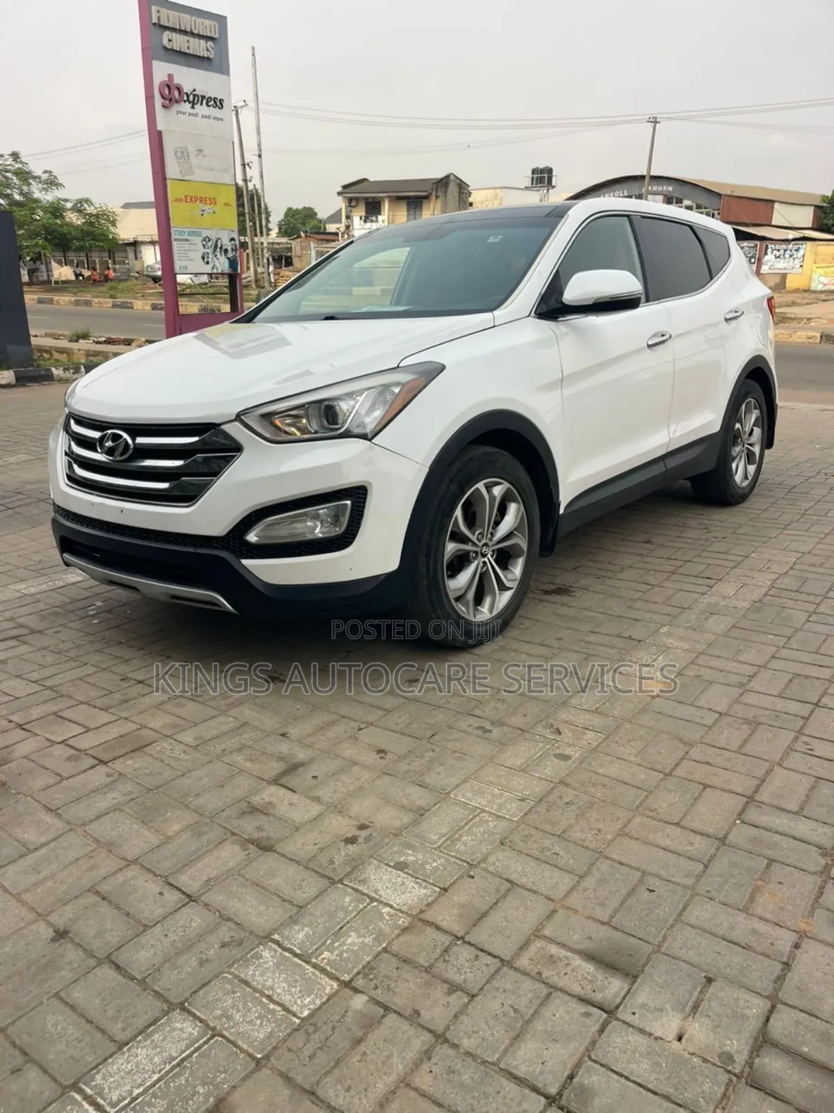 Hyundai Santa Fe Limited 4dr SUV AWD (3.3L 6cyl 6A) 2014 White