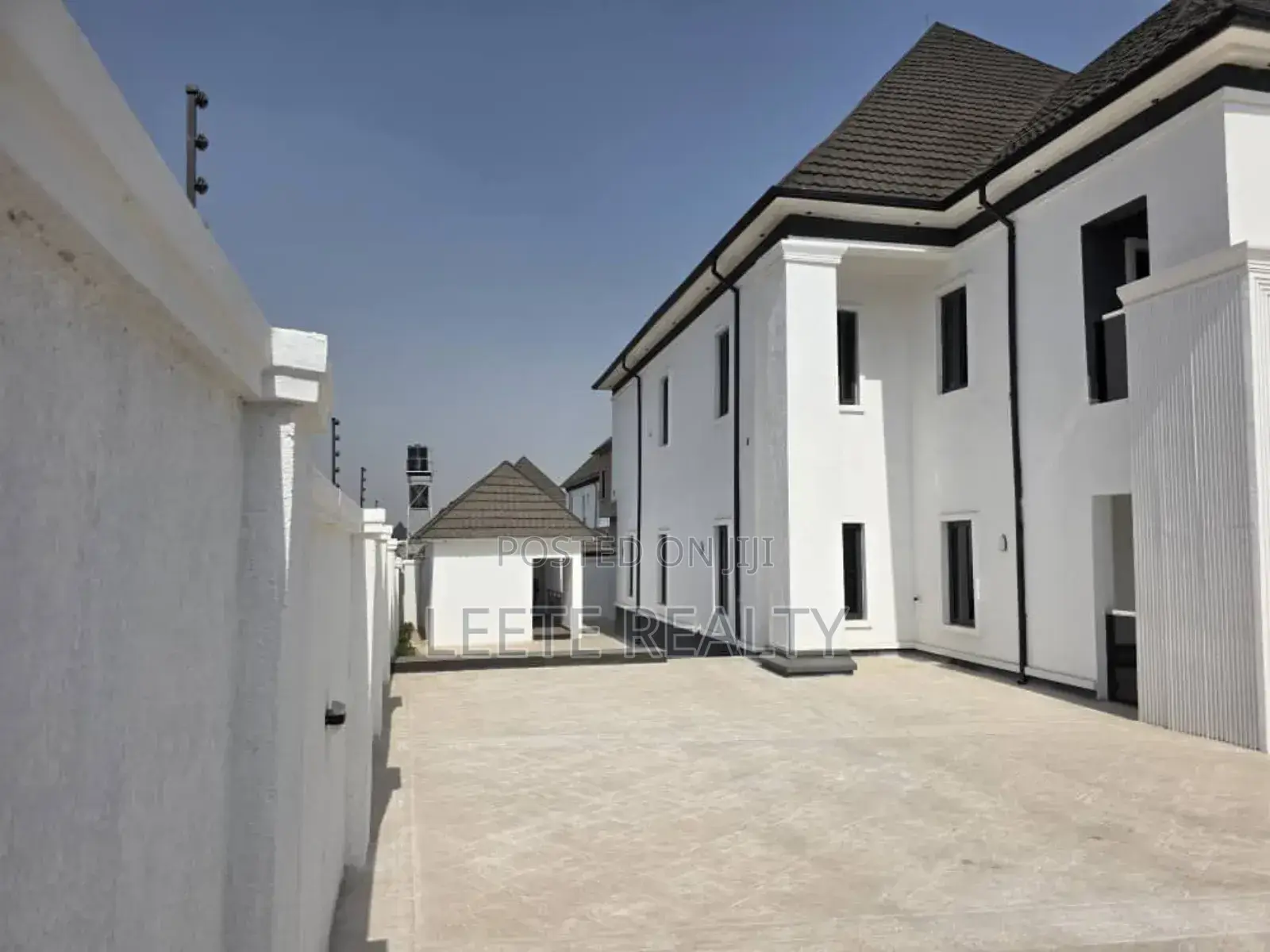 6bdrm Duplex in Lokogoma for sale
