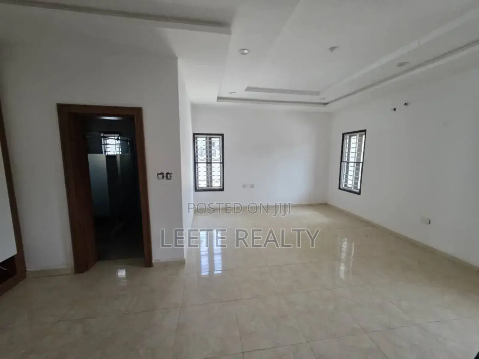 6bdrm Duplex in Lokogoma for sale
