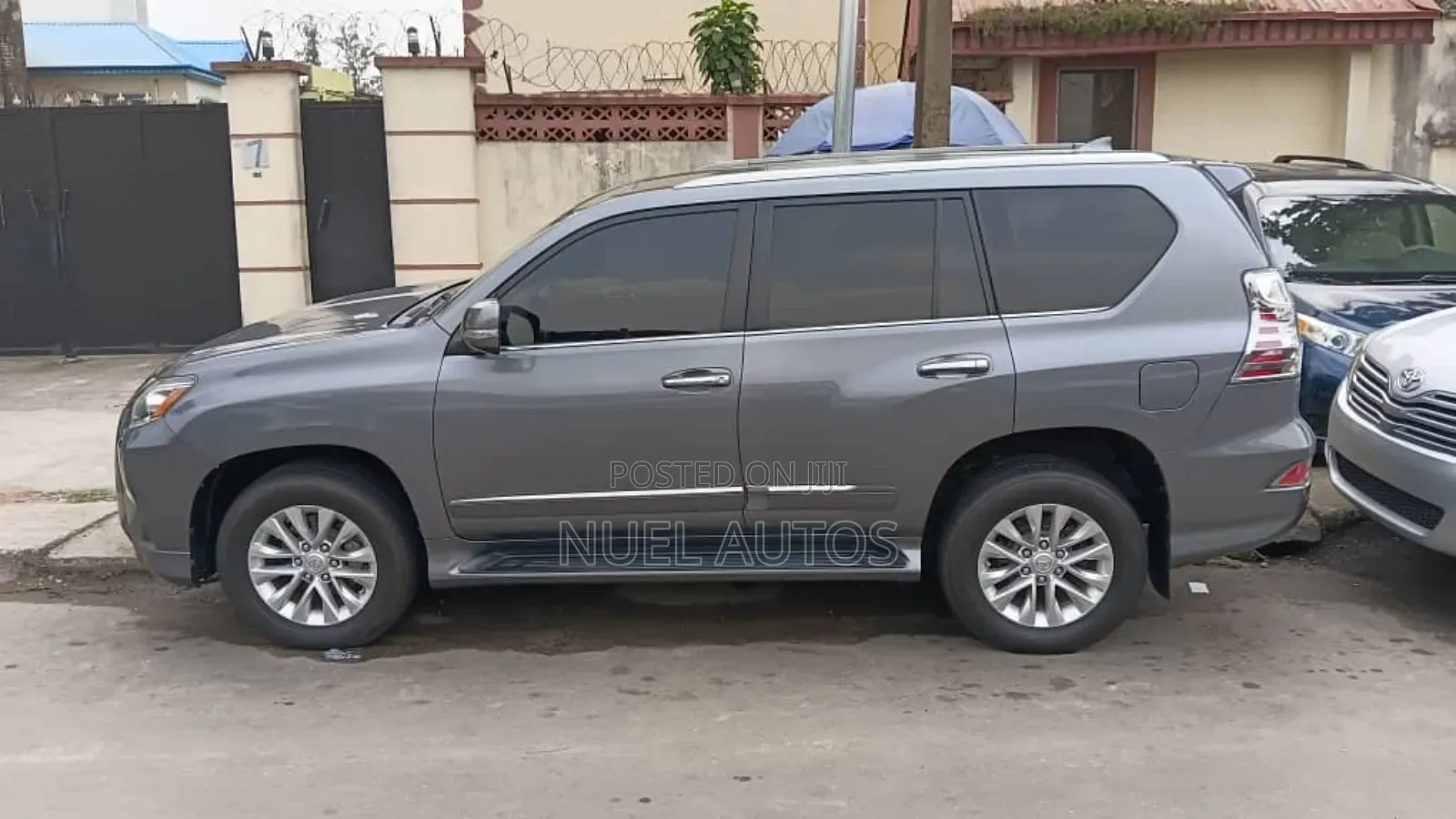 Lexus GX 460 Luxury 2016 Gray
