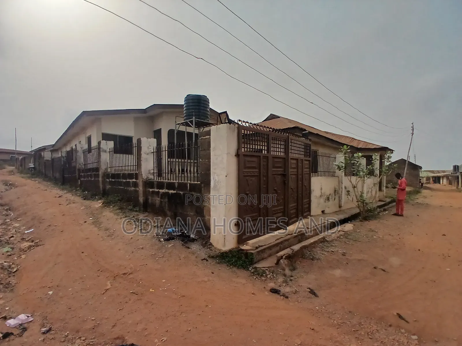 6bdrm Bungalow in Yidi Arola, Apete, Ibadan for sale